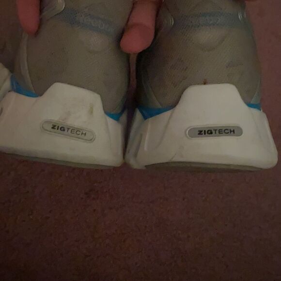 5/$25 DEAL Reebok Zig Running shoes - Picture 9 of 10